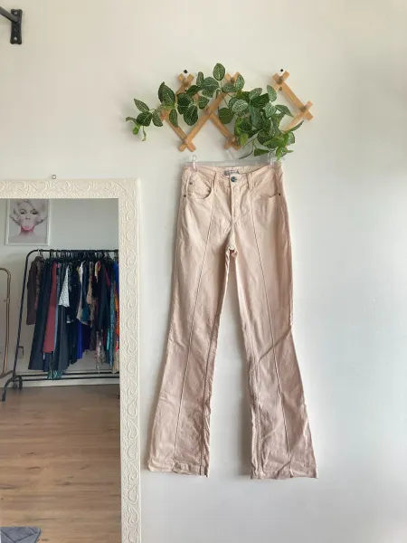 Calça offwhite Le Lis Blanc