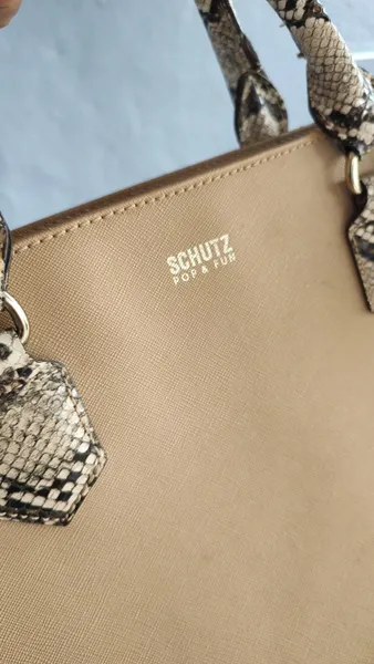 Bolsa Schutz