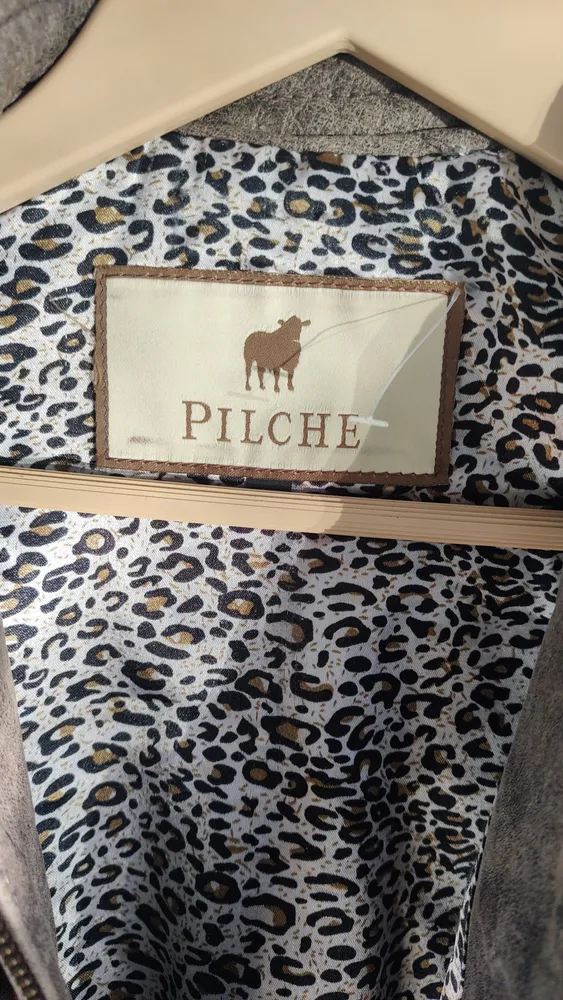 Jaqueta em couro Pilche