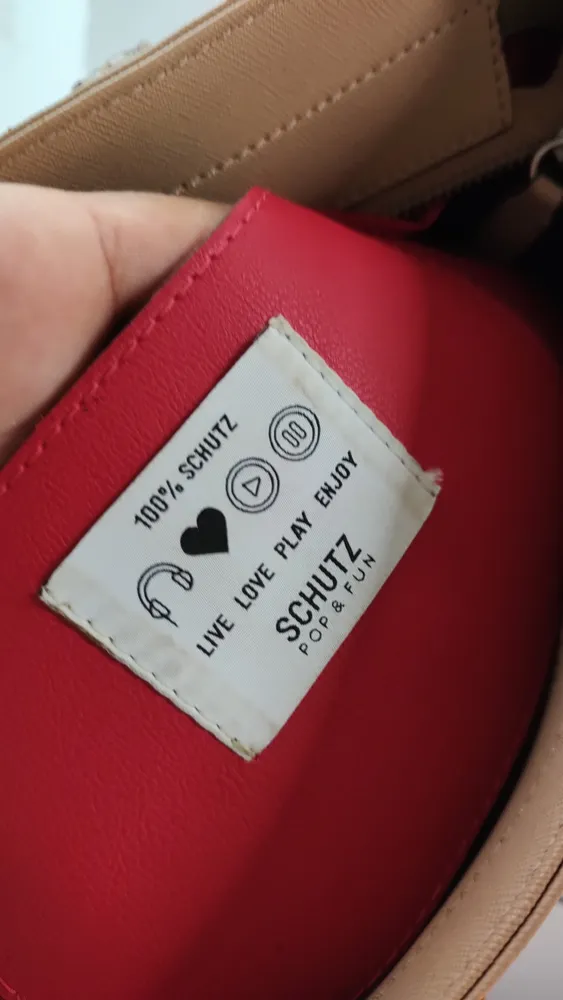 Bolsa Schutz