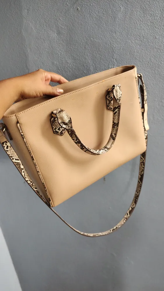 Bolsa Schutz