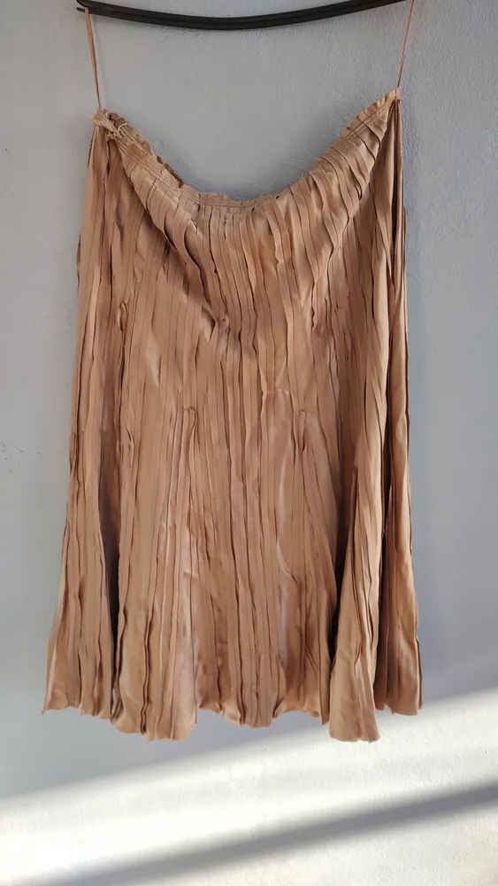 Saia Midi dourada