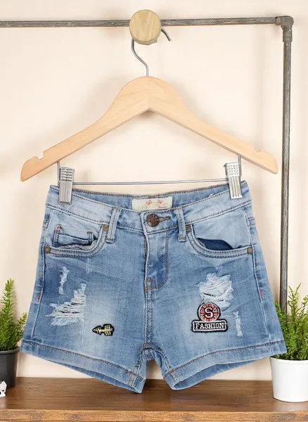 Short jeans infantil bordado Miss