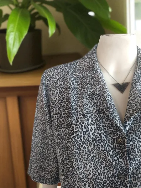 Camisa onça cinza Anna Classic