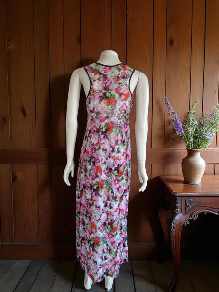 Vestido longo estampado com forro