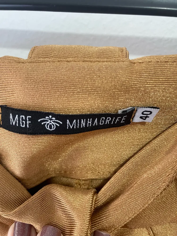 calca feminina caramelo dourada  tam 40