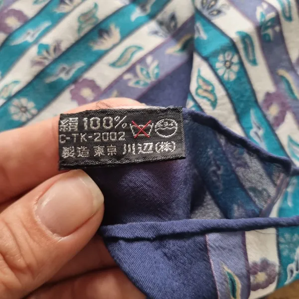 lenço seda de Yves Saint Laurent