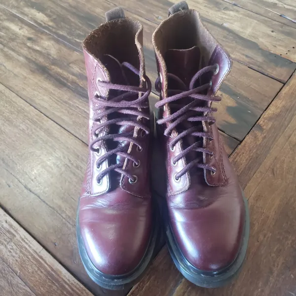 coturno Dr.Martens pascal 35