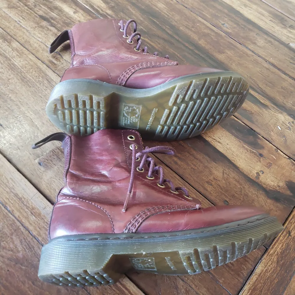 coturno Dr.Martens pascal 35