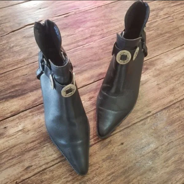 Bota couro Botero 36
