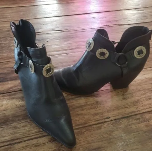Bota couro Botero 36