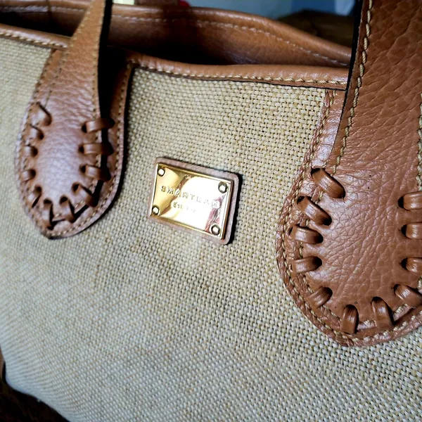 bolsa em couro e rafia smartbag