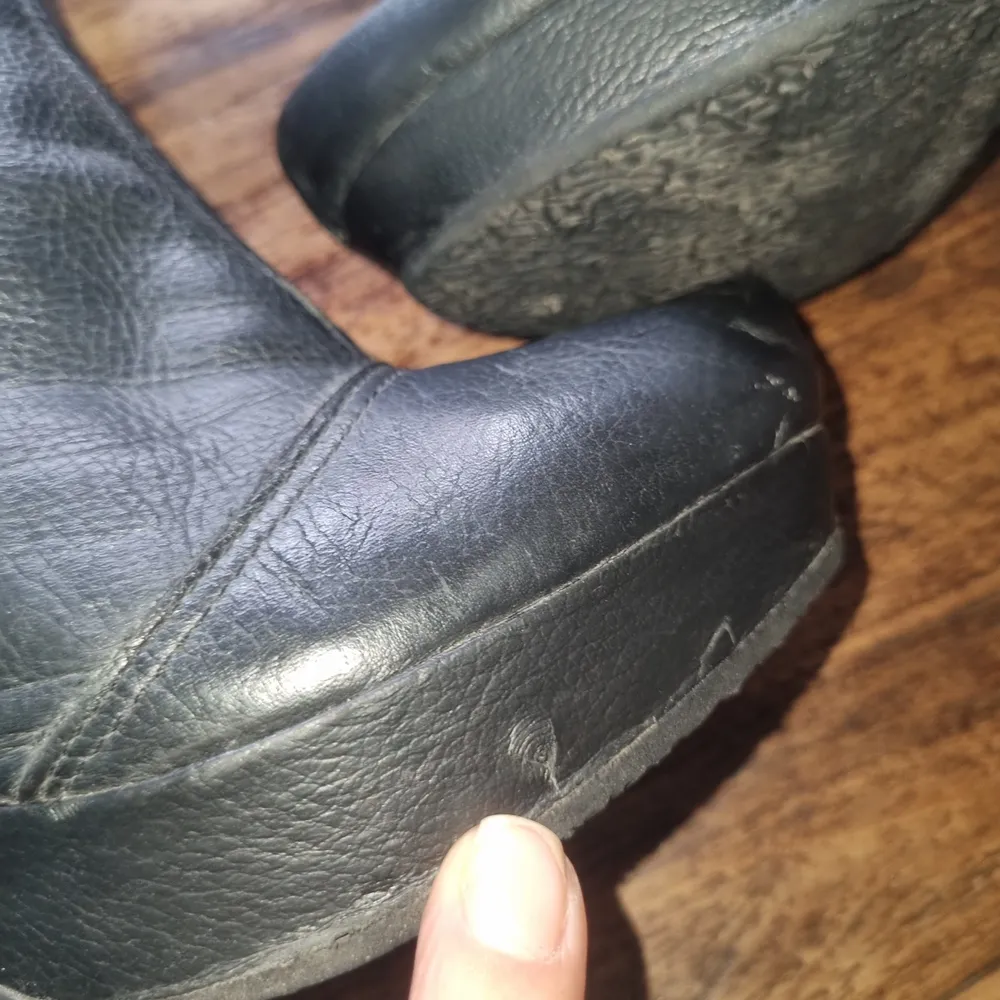 bota em couro legítimo 37