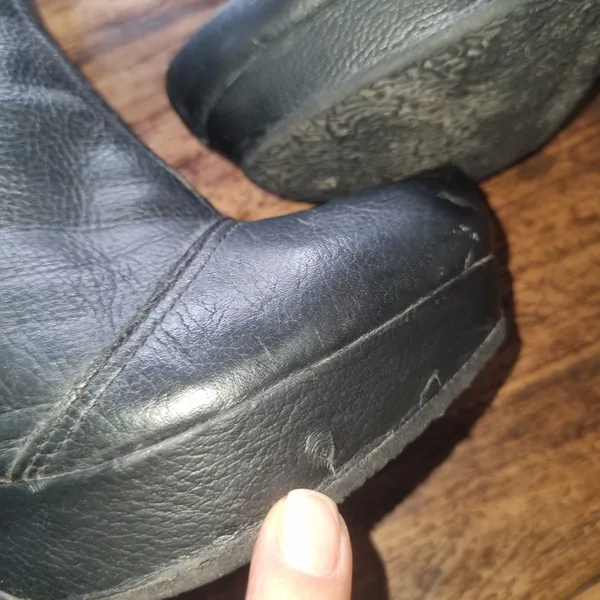 bota em couro legítimo 37