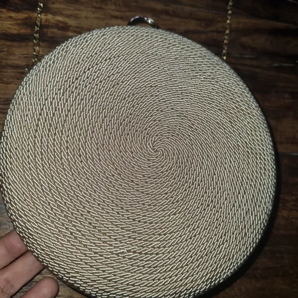 clutch em ráfia