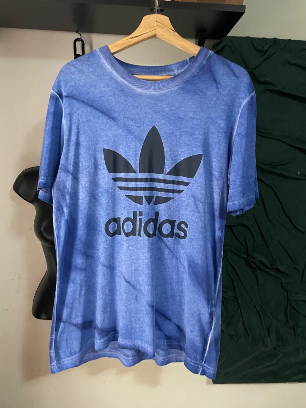 Camisa masculina adidas tie dy tam. p