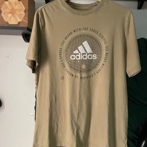 camiseta masculina adidas bege tam M