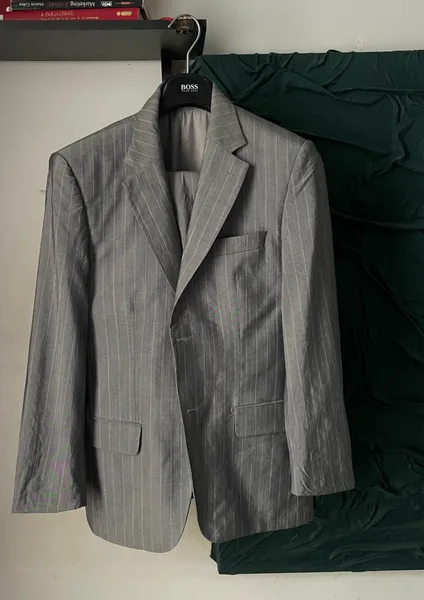costume terno Hugo Boss lã virge e seda tam 48