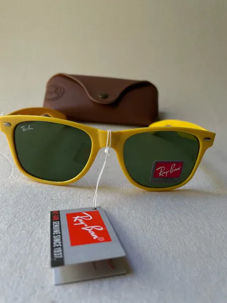 oculos rayban wayfarer amarelo