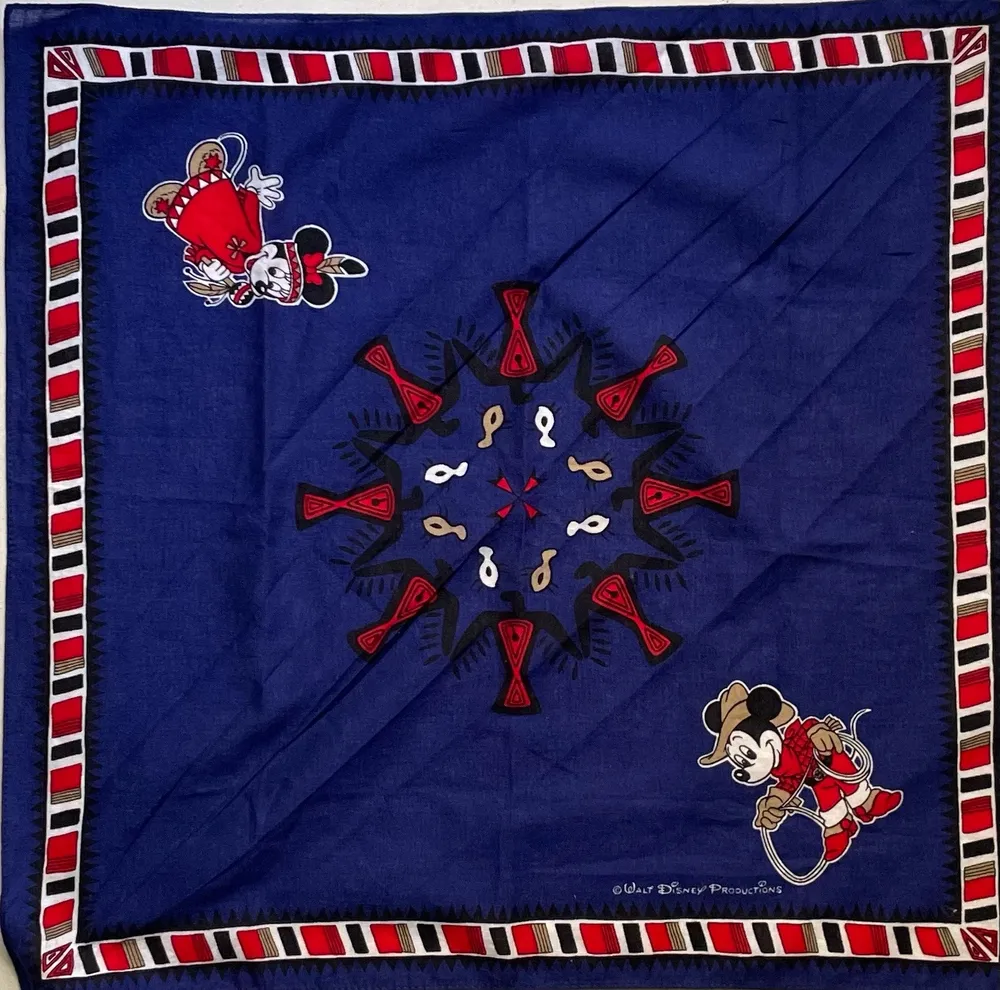 lenço bandana da disney azul com estampa