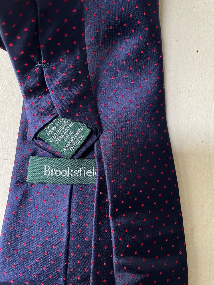 gravata semi slim Brooksfiel seda pura azul estampa poa
