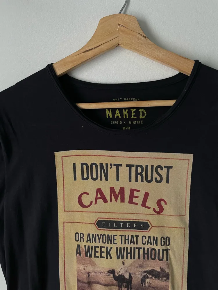 camiseta preta sergio k estampa tam m