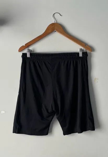 short maaculino da nike preto tam m