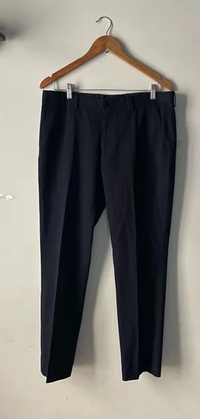 calça de alfaitaria Zara Man azul marinho tam 42