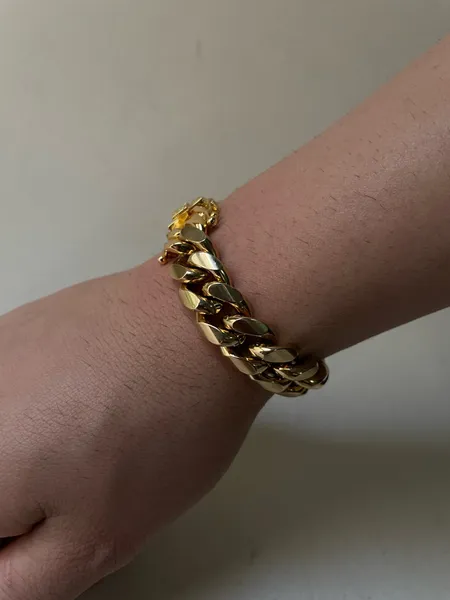 pulseira estilo miami cuban dourada