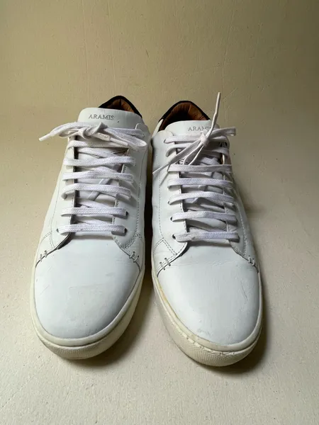 Tenis maaculino Aramis couro legitimo branco tam 41