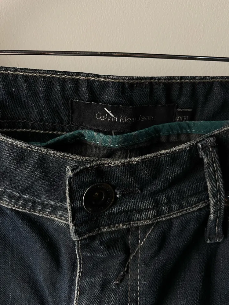 calça jeans calvin klein tamanho 40