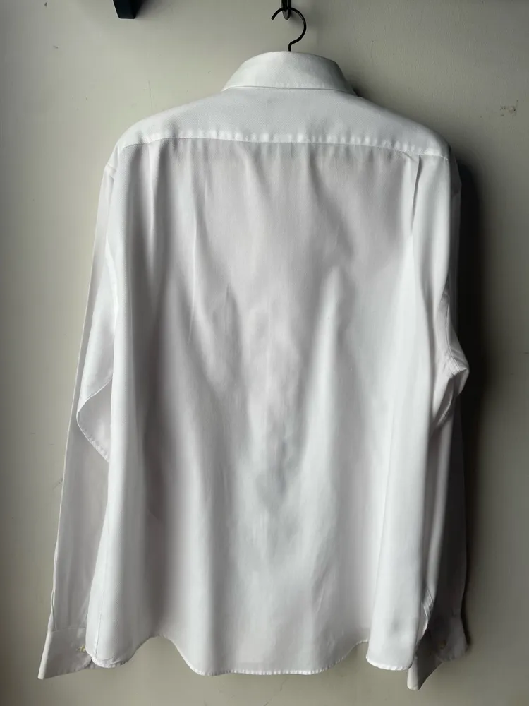 camisa branca Dockers tamanho XL