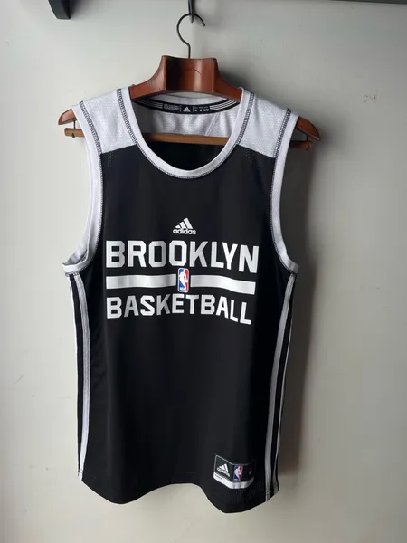 camiseta regata basquetebol addidas tam m