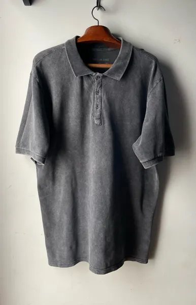 Camiseta polo calvin klein cinza tam gg
