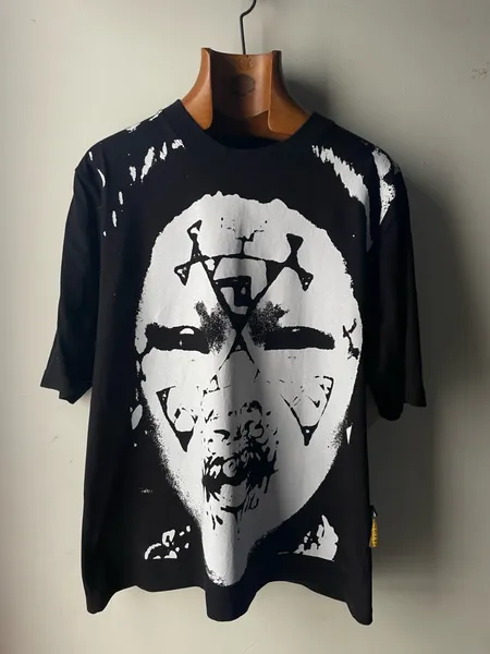 camiseta da marca mad elatados preta tamanho gg