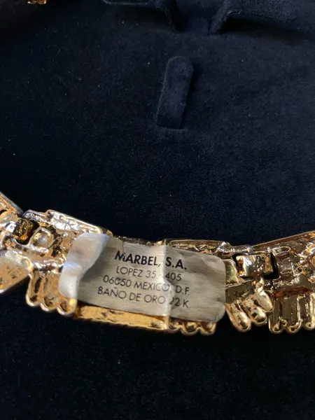 colar raro marca Marbel por Salvador Teran ouro 22k