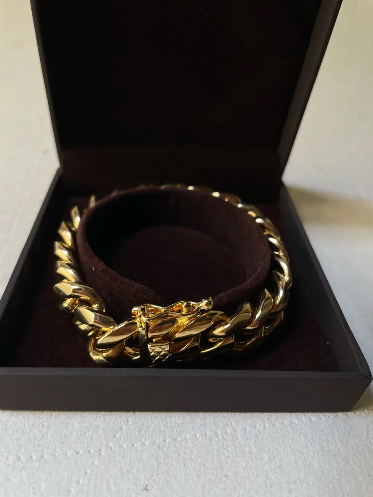 pulseira estilo miami cuban dourada