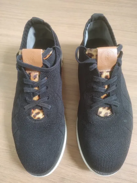 tenis trico preto Usaflex