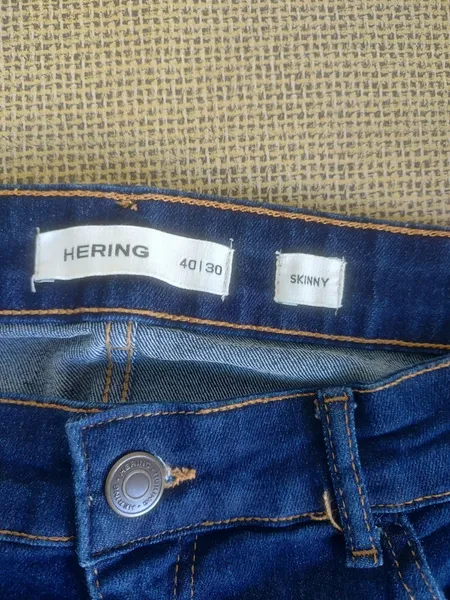 calca escura jeans Hering unisex