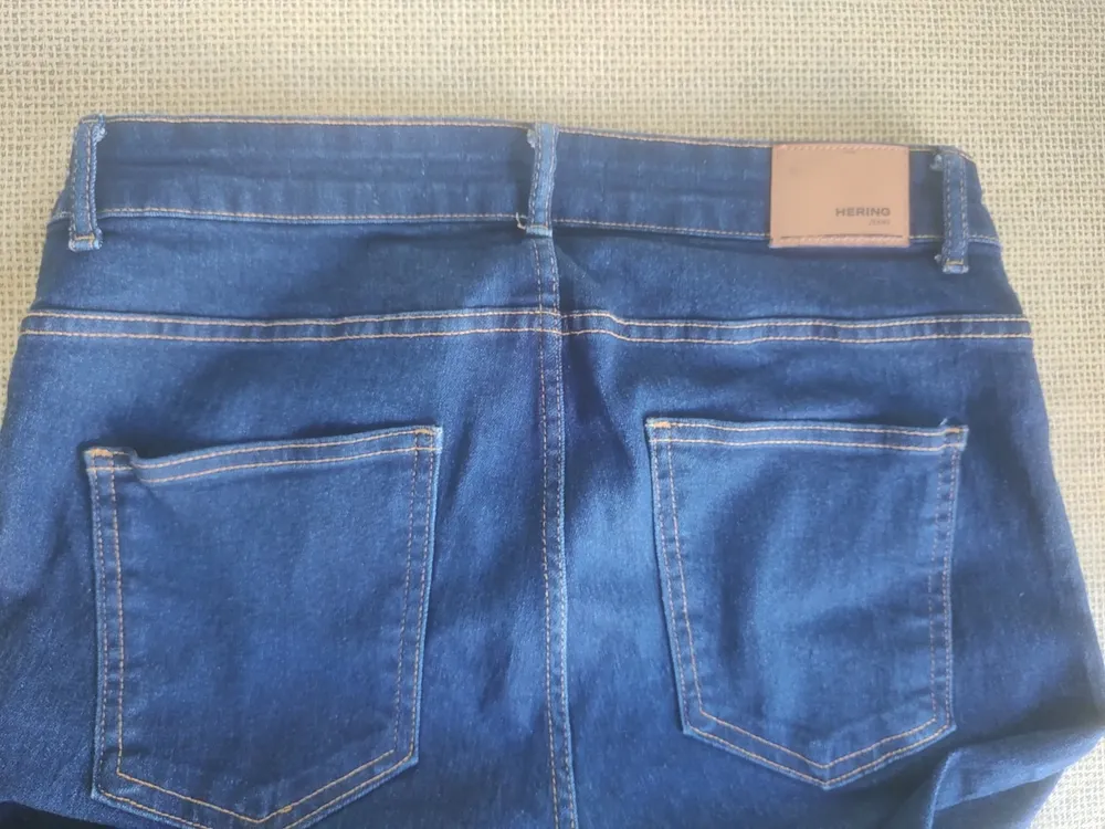 calca escura jeans Hering unisex