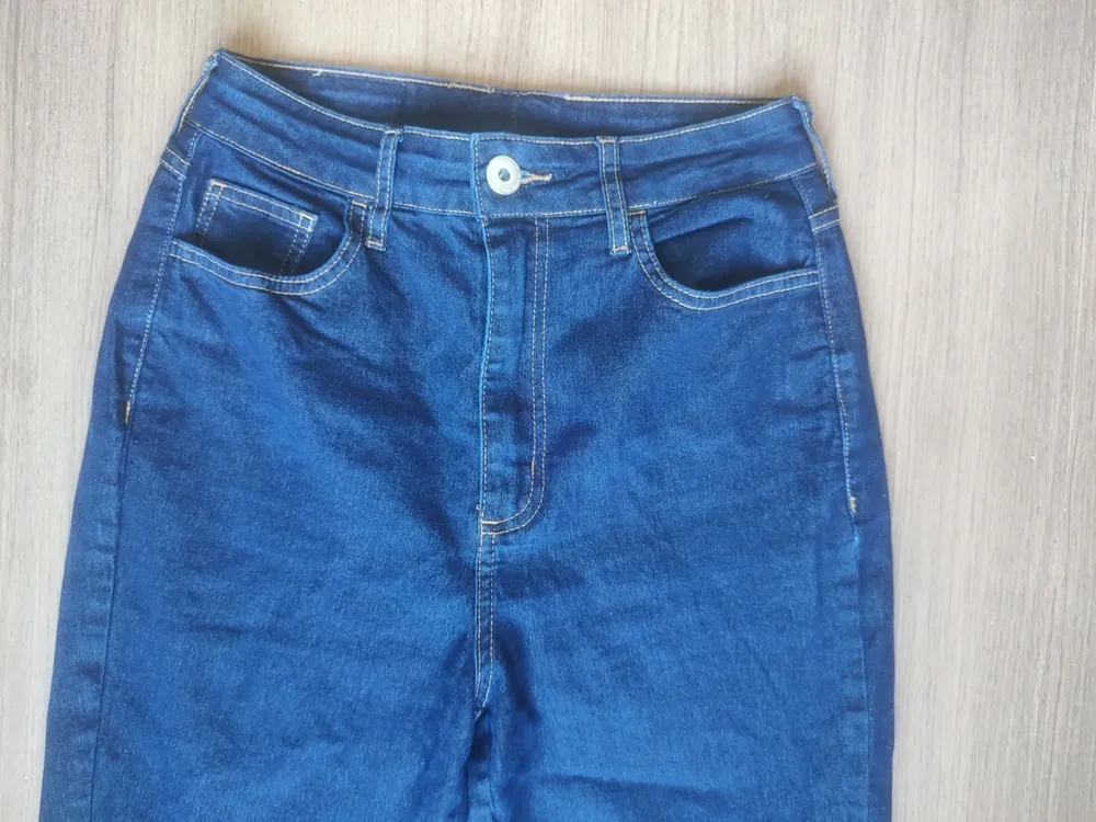 calca jeans escura colcci impecavel