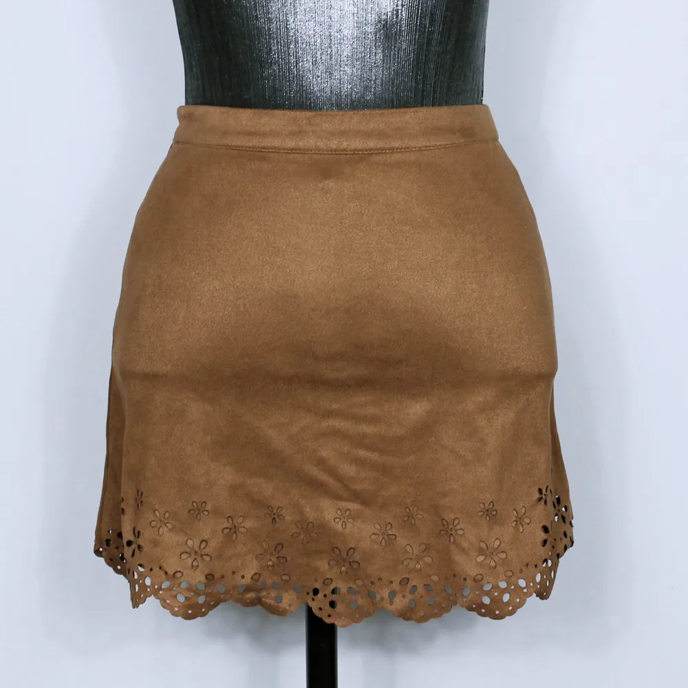 Saia mini curta feminina marrom suede - Veste P - Ref. 5806