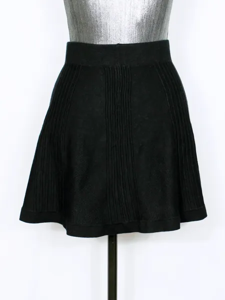Saia mini tricot modal preto Le lis branc evasê - Ref. 6127