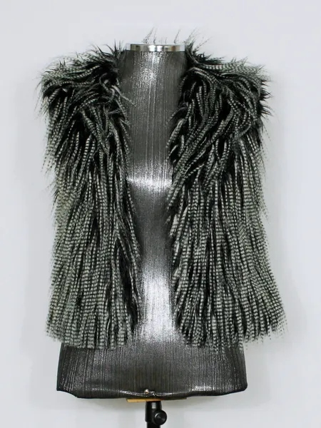 Colete pelego pelo fake preto e branco - Ref. 6223