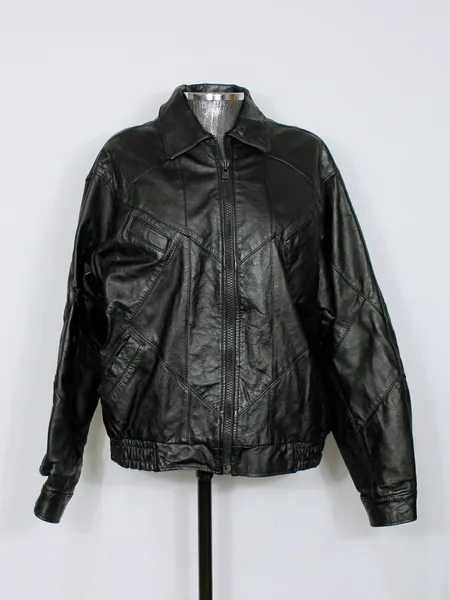 Jaqueta de couro legítimo bomber preta - Veste M - Ref. 6366