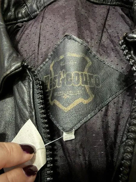 Jaqueta de couro legítimo bomber preta - Veste M - Ref. 6366
