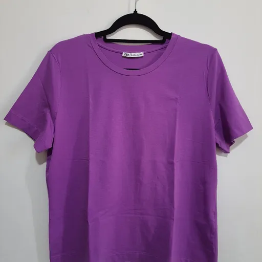 camiseta feminina zara lilás  tamanho: g
