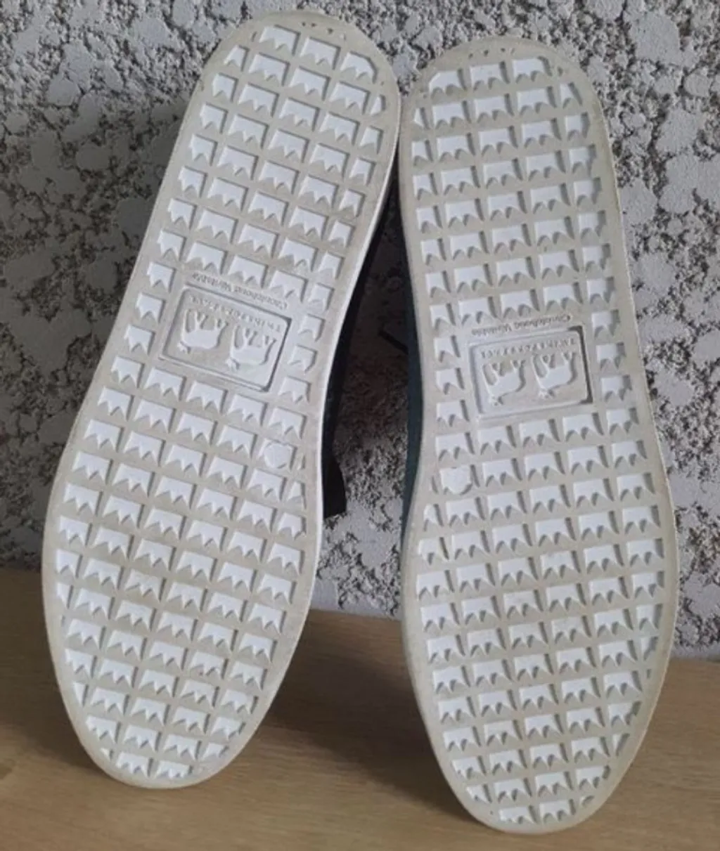 tênis twins for peace  numeração: 36