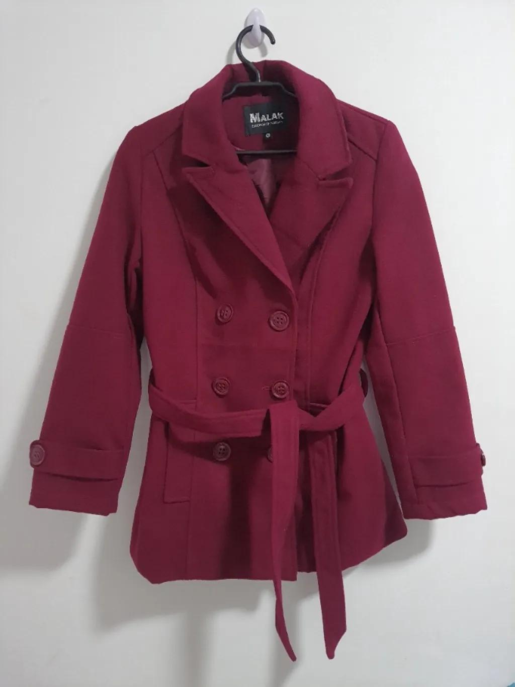 casaco feminino  tamanho: g  cor marsala