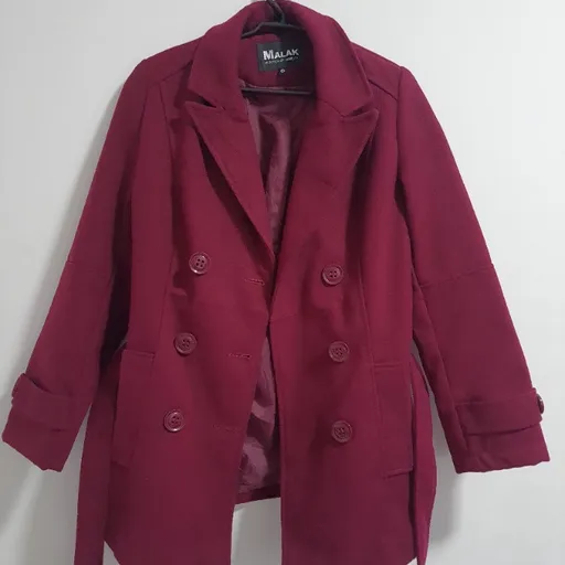 casaco feminino  tamanho: g  cor marsala